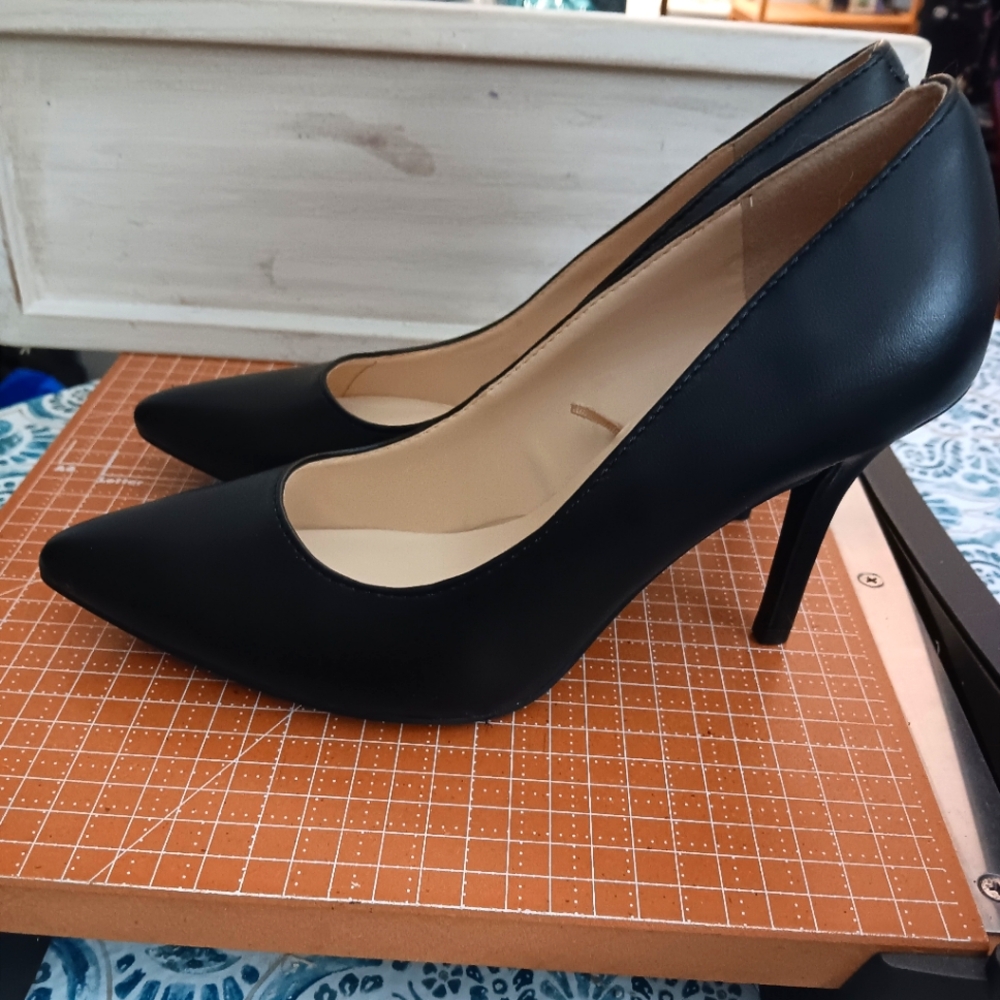 High heels/ pumps